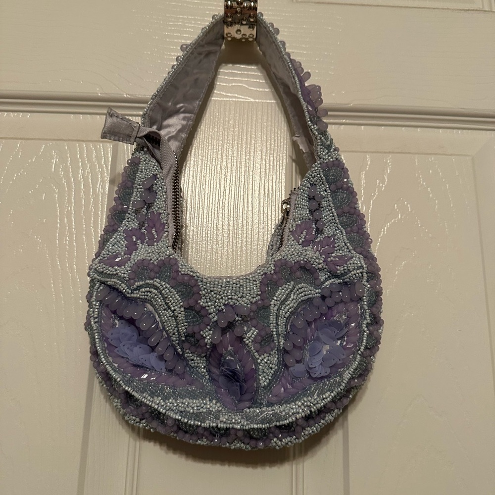 Chic Lavender Beaded Women's Hobo Bag - Picture 3 of 4